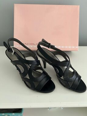 Bandolino Black Leather Cutout Slingback Heels